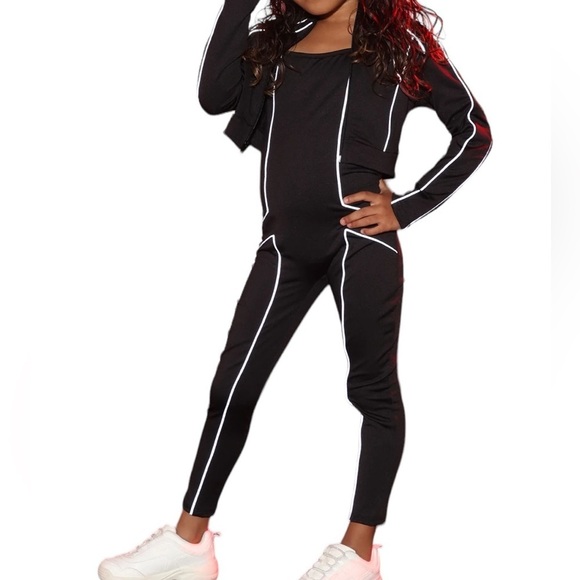 Mini Survival Mode 2 Piece Jumpsuit - Black
New - Picture 3 of 5